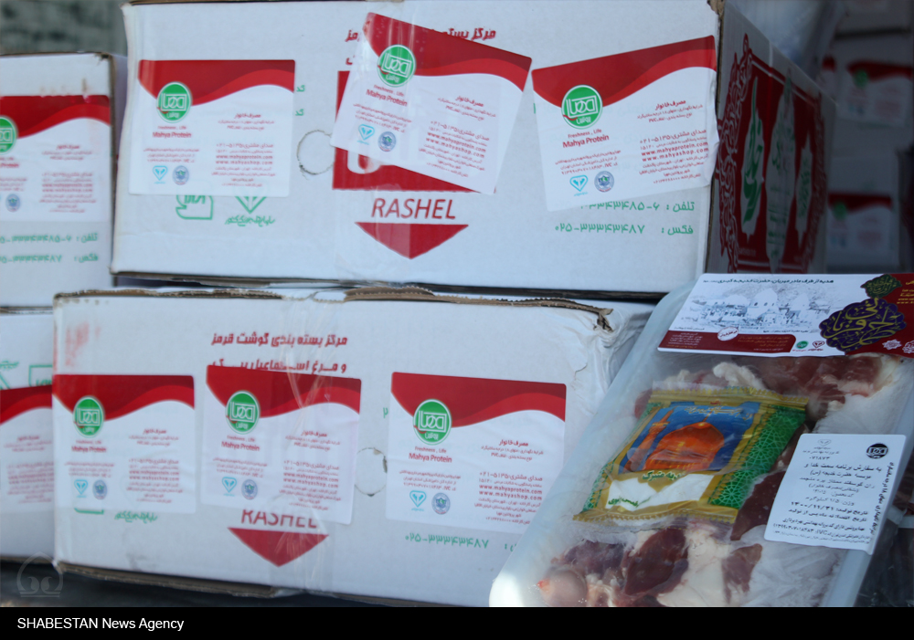 ۳۵ بسته گوشت متبرک قربانی بین عزتمندان شهر سفیددشت توزیع شد