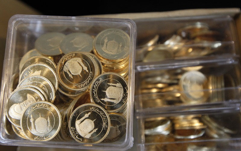  کاهش قیمت طلا و سکه در اولین روز هفته 