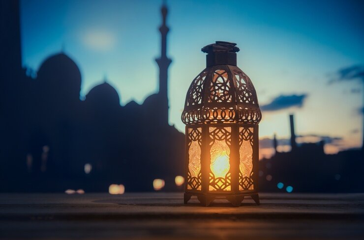  دلتکانی رسم ورود به رمضان است/مقدرات یکسال انسان ها بر حسب شایستگی‏ هایش در شب های قدرتعیین می شود