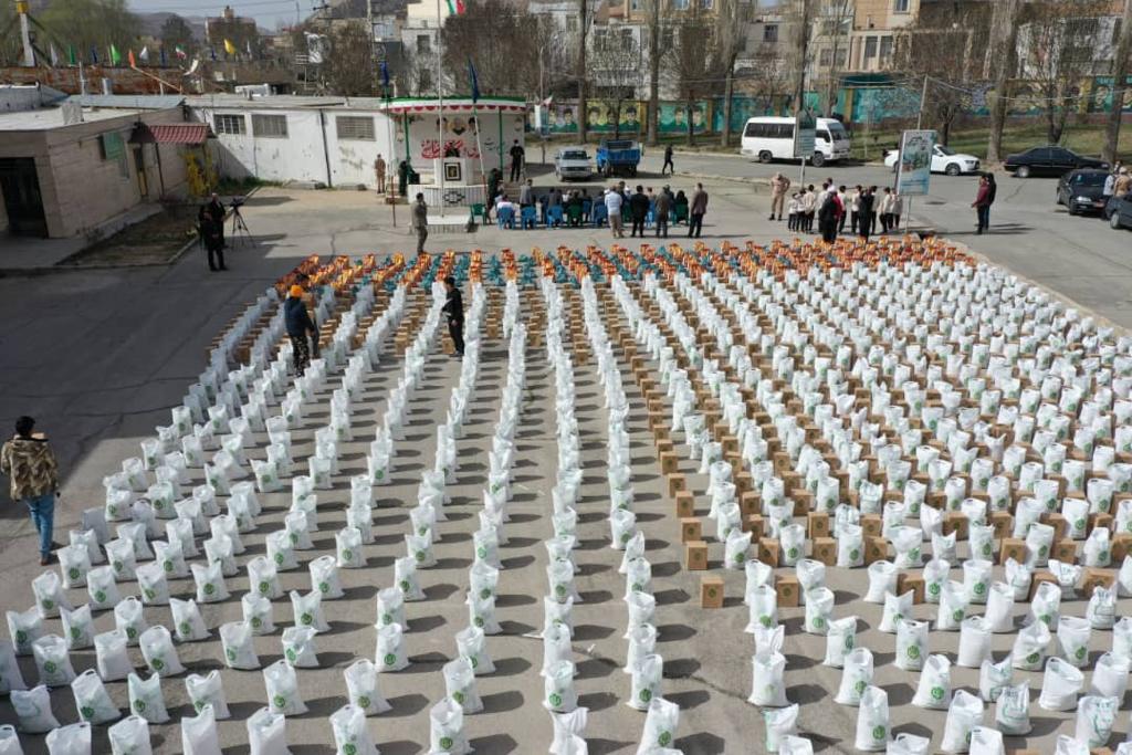 توزیع ۲۰۰۰ بسته کمک معیشتی  در فیروزکوه