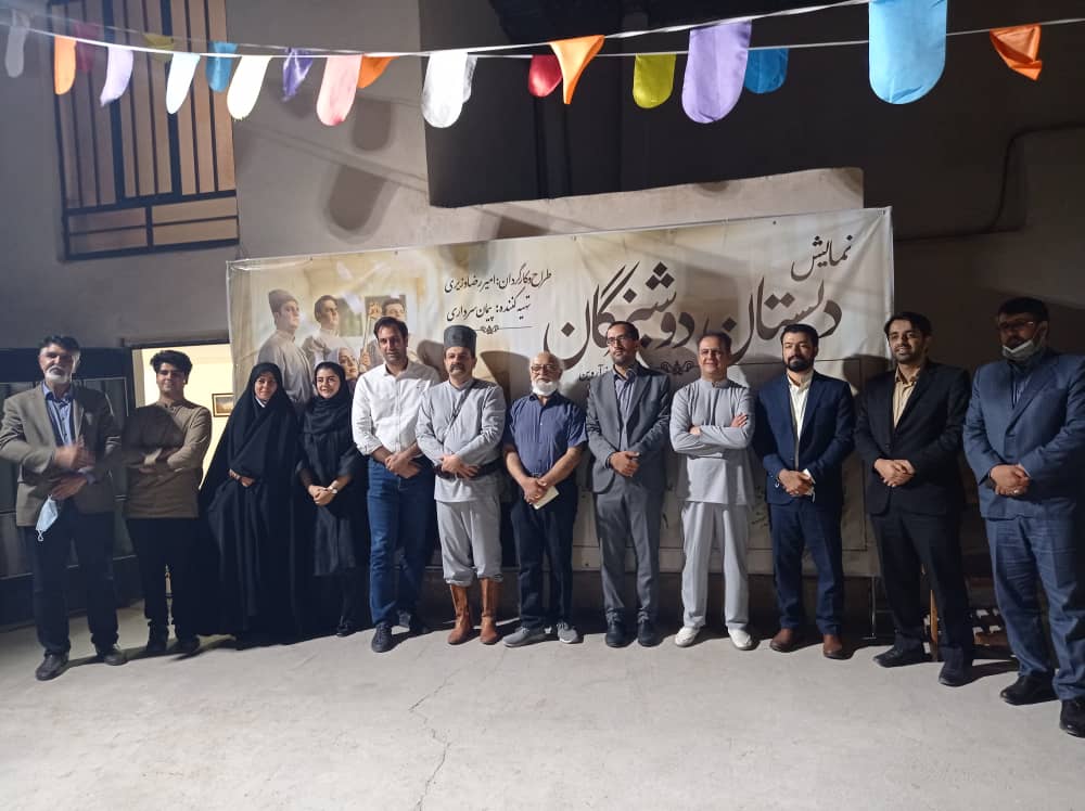 بازدید مدیرکل فرهنگ و ارشاد اسلامی یزد از نمایش «دبستان دوشیزگان»