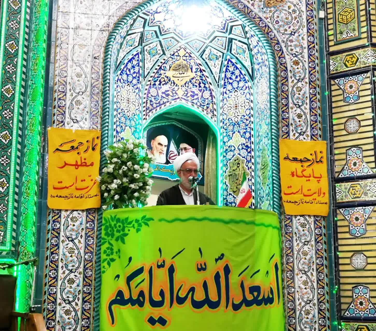 بیان فضائل امام علی(ع)  در شب های قدر  مورد توجه قرار گیرد