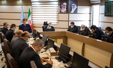 مسئولان نباید به نفع افراد صاحب قدرت و مکنت قانون را زیر پا بگذارند