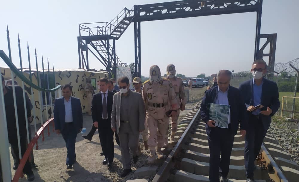 سفیر  آذربایجان در ایران از زیرساخت های اقتصادی آستارا بازدید کرد 