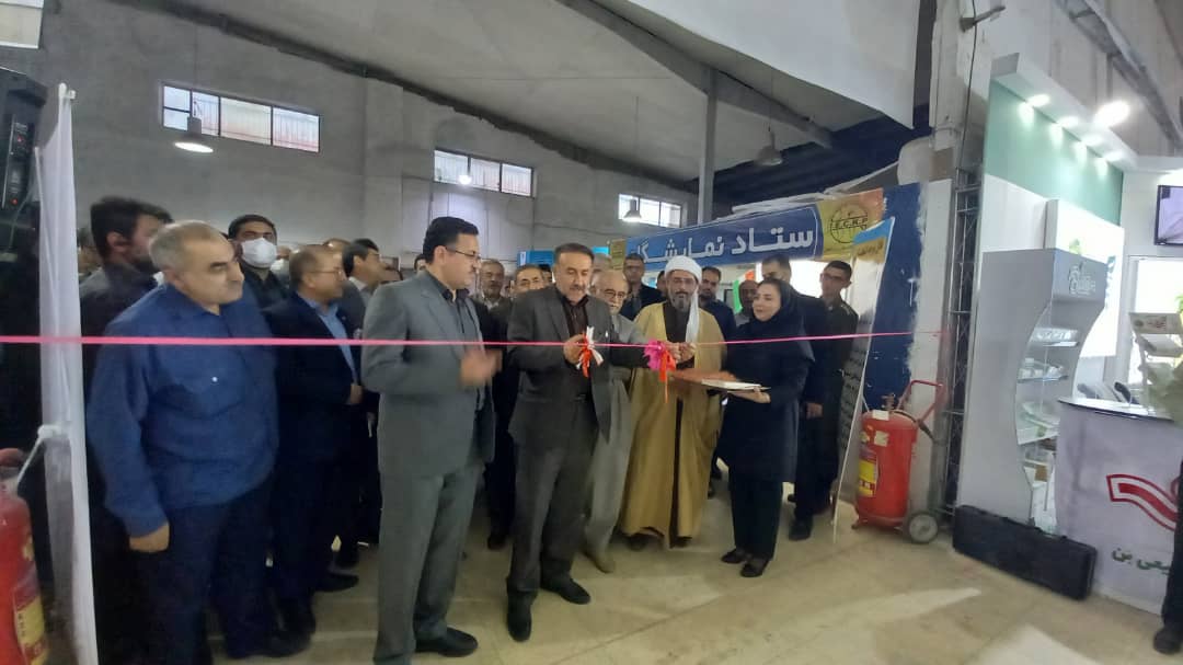 دومین نمایشگاه معرفی توانمندی‌های صنایع کوچک کردستان در سنندج گشایش یافت