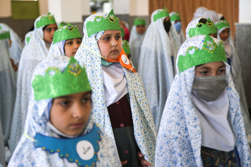 ۱۰ هزار دانش آموز ایلامی نیازمند کمک هستند/کوتاهی در آموزش باعث زیان آینده گان می شود   