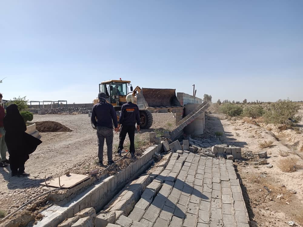 قلع و قمع ساخت و ساز غیر مجاز در شهرستان زابل  