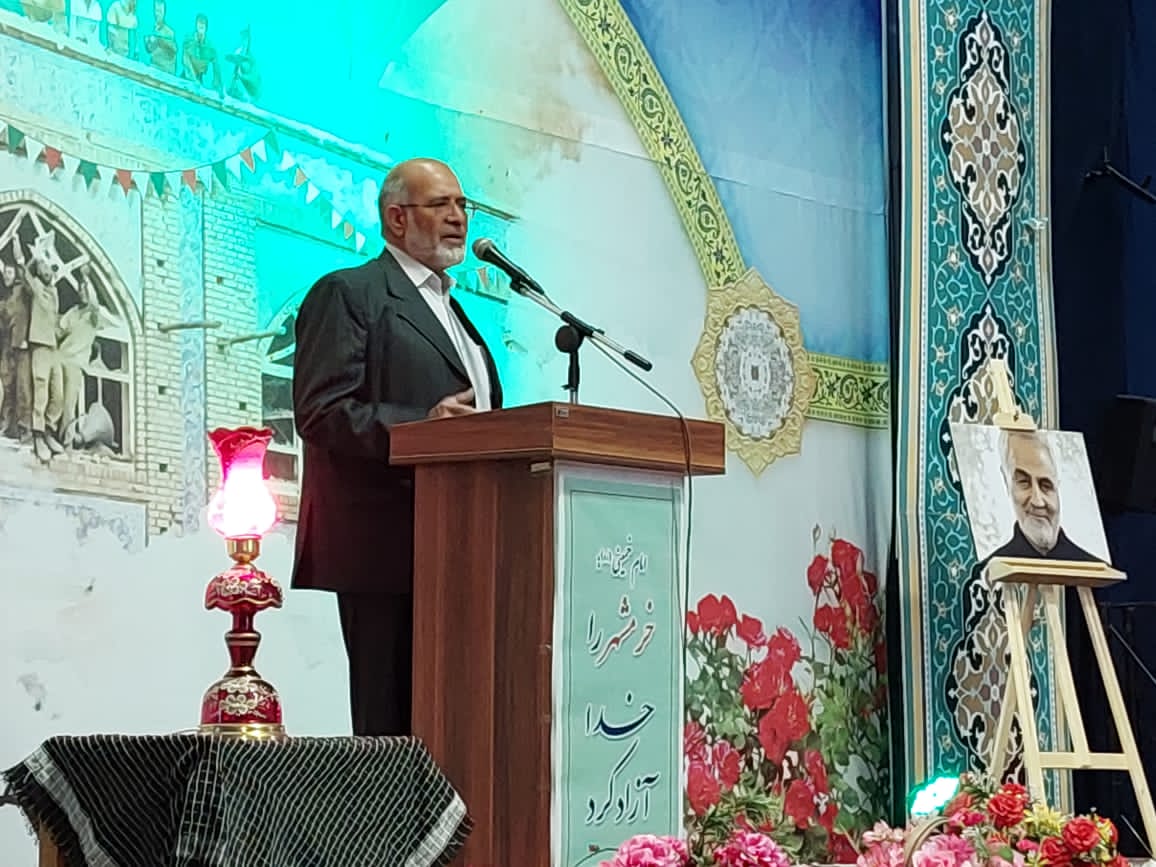 دورانی که آتش را با خون جواب می دادند/ حاج قاسم لشکرش را فدای فتح خرمشهر کرد