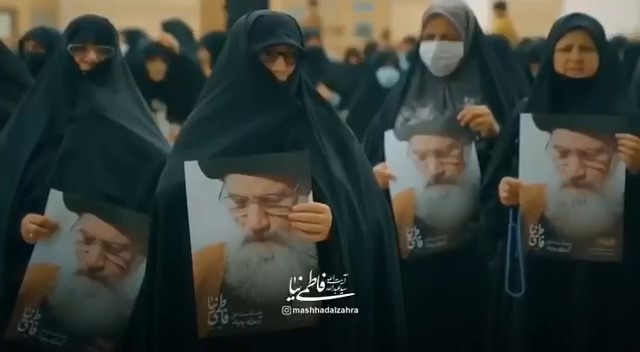 این حسین کیست که عالم همه دیوانه اوست...