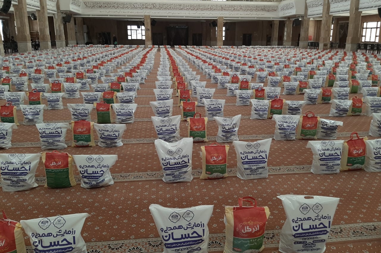 توزیع ۵٢٠٠ بسته معیشتی در مرحله هشتم رزمایش احسان و همدلی از سوی بنیاد احسان گلستان  
