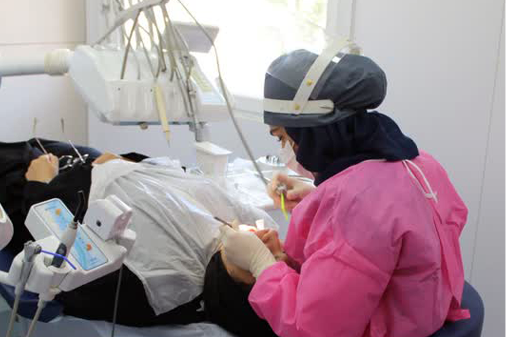 ارائه خدمات گروه جهادی- پزشکی اعجاز مهر در آران و بیدگل