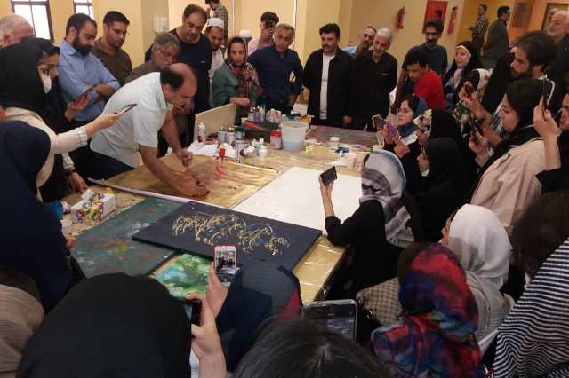 ورکشاپ نقاشی خط به مناسبت دهه کرامت  در گرگان برگزار شد