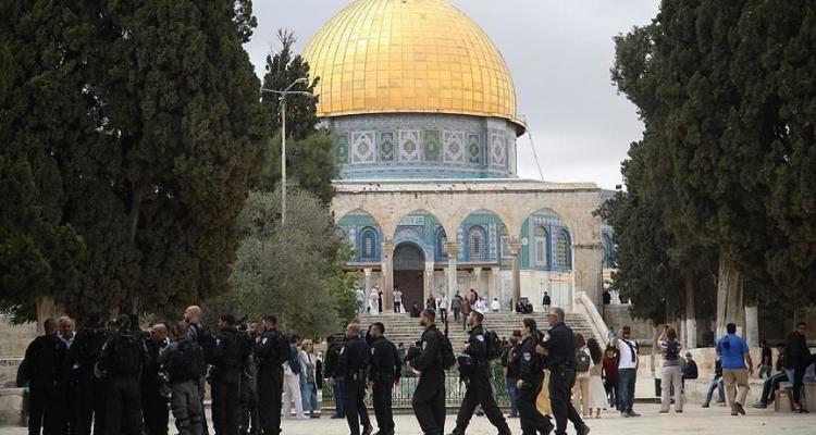 اقامه نماز جمعه ۴۵ هزار فلسطینی در مسجدالاقصی