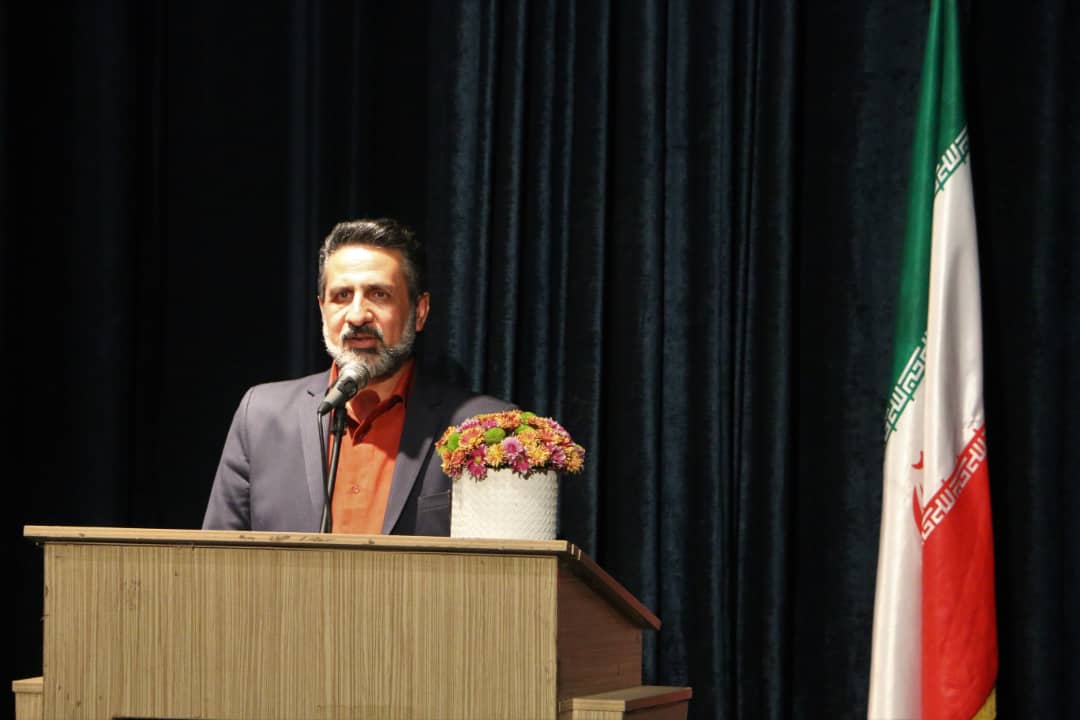 شناساندن الگوهای اقوام ایرانی موجب انتقال فرهنگ پوشش ایرانی به سایر کشورهای جهان می شود