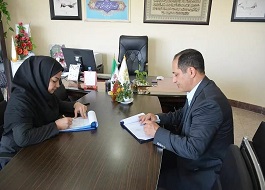 تفاهم نامه همکاری بین کلینیک چشم پزشکی بیستون و اداره کل کتابخانه های عمومی استان کرمانشاه امضا شد 