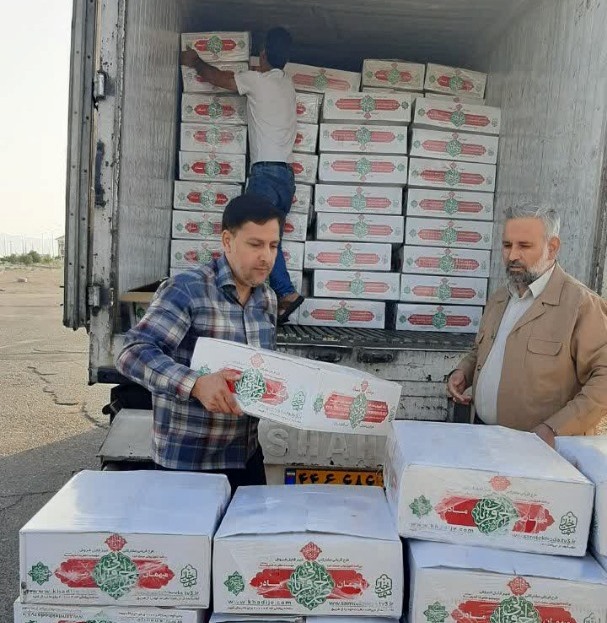  ۱۹۰۰ بسته گوشت قربانی دربین نیازمندان استان سمنان توزیع شد