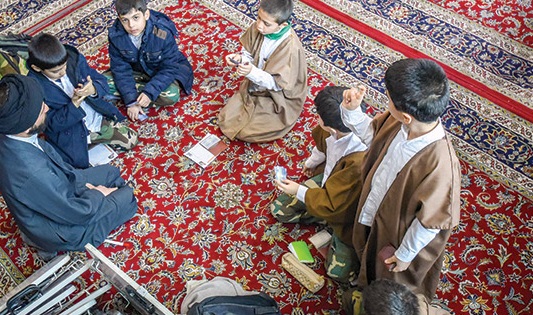 ابتکارات قرآنی کانون «منتظران ظهور» برای  پیوند مسجد و مدرسه