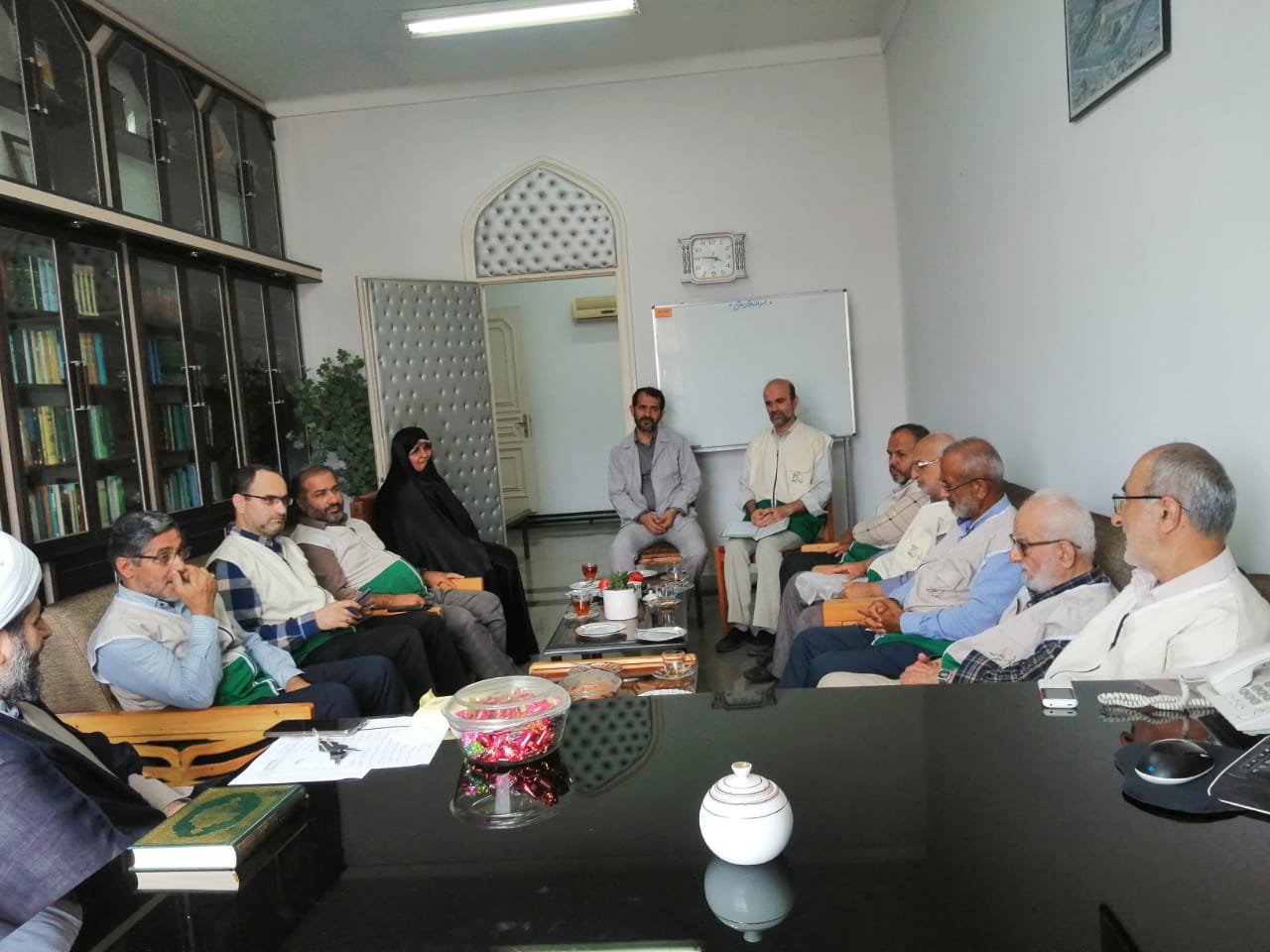 خادمیاران رضوی بابل برای محرومیت زدایی به نیت امام رضا(ع)۵میلیارد تومان کمک کردند