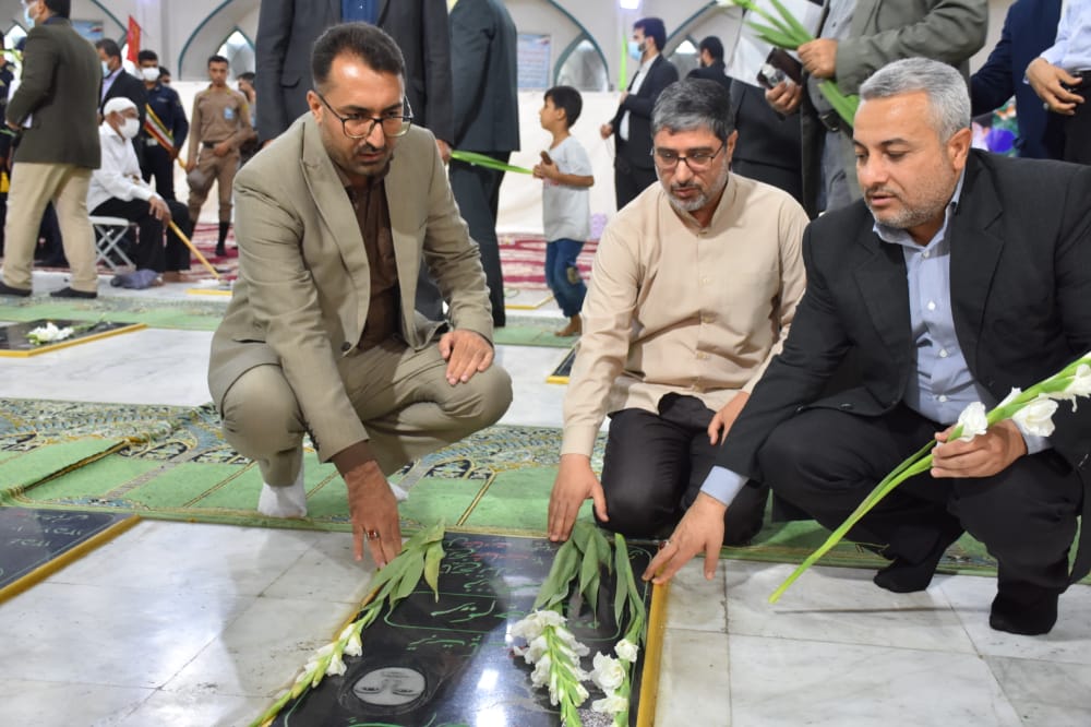 امنیت و اقتدار کشور مدیون حماسه‌ آفرینی شهیدان است