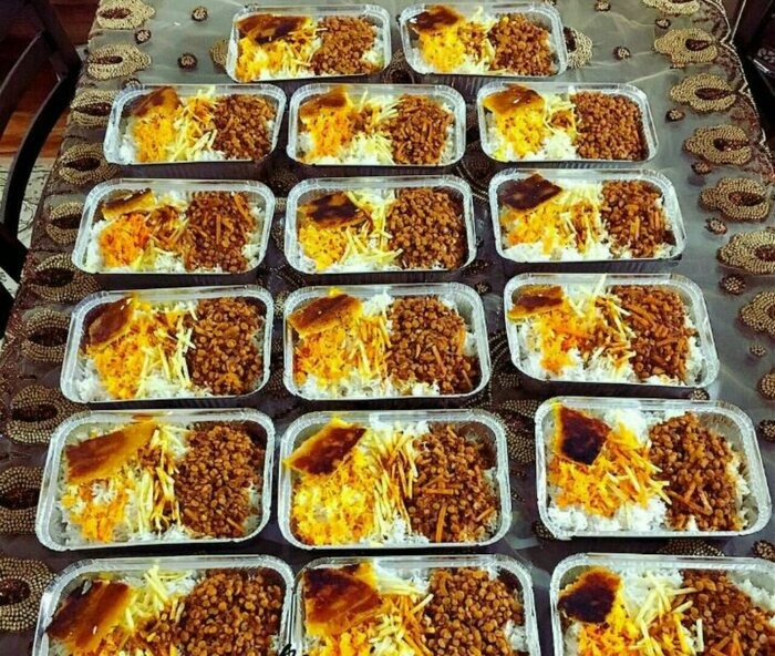توزیع ۹۲    پرس غذای گرم توسط «کانون شهید باکری» خیرآباد جلیل