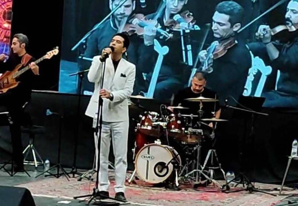 اجرای کنسرت گلریزان «محمد معتمدی» در کاشان/جمع آوری ۶۴ میلیارد ریال برای آزادی زندانیان غیرعمد