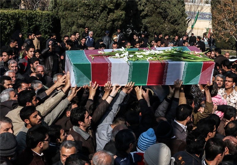 مراسم استقبال و تشییع پیکر دو شهید گمنام در منطقه ۵ تهران برگزار می‌شود  