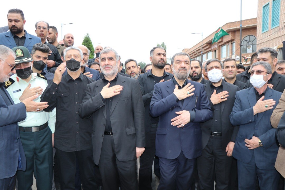 معاون اقتصادی رئیس‌جمهور در اجتماع بزرگ عزاداری تاسوعای حسینی اردبیل حضور یافت