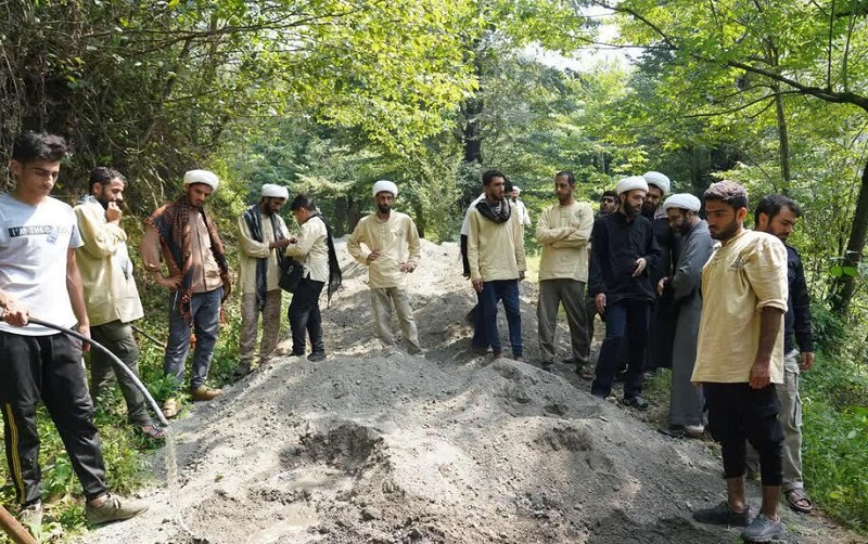 بازدید سرپرست حوزه‌های علمیه خواهران از قرارگاه جهادی حوزه‌های علمیه در مازندران  