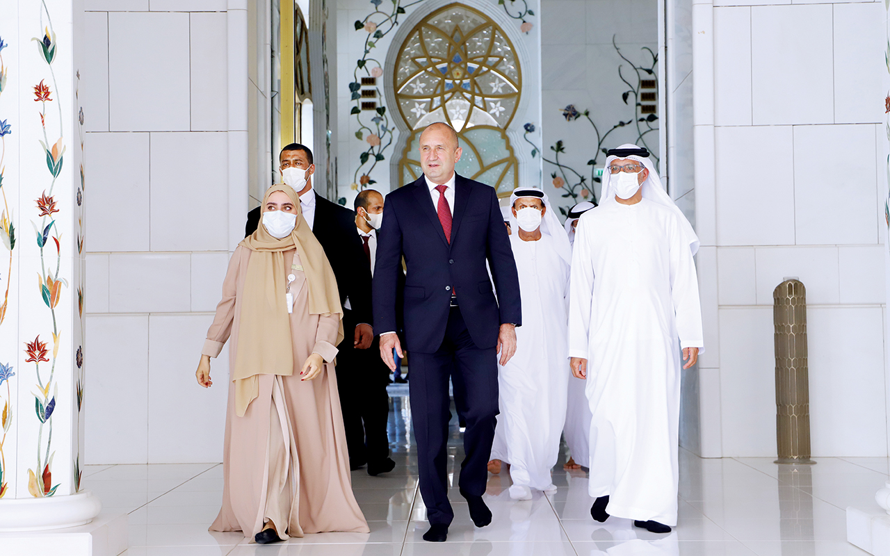 بازدید رئیس جمهور بلغارستان از مسجد جامع «شیخ زاید» ابوظبی