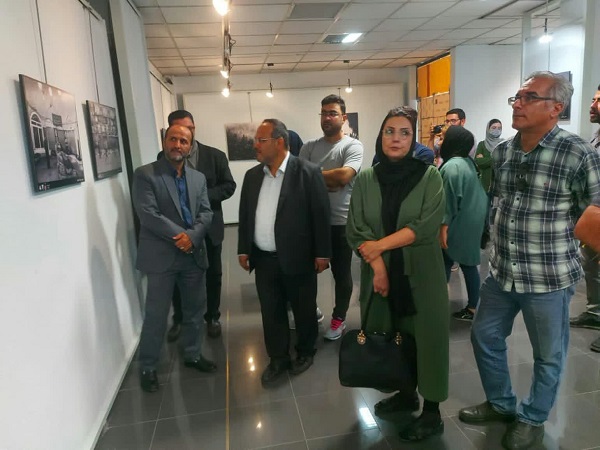 نمایشگاه گروهی عکس«محرم» در زنجان دایر شد