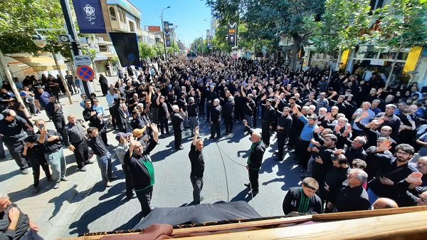  کاروان عزاداری شمس الشموس در قزوین برگزار شد