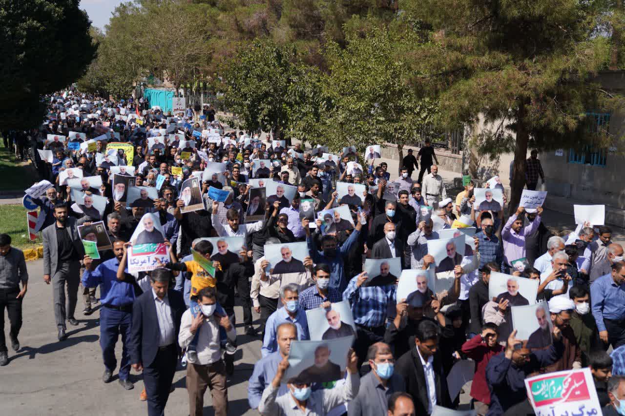 مردم قزوین با راهپیمایی اقدامات اغتشاشگران را محکوم کردند