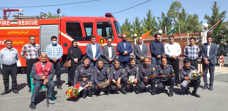 مجاهدت های آتش نشانان تاریخ نگاری شود  