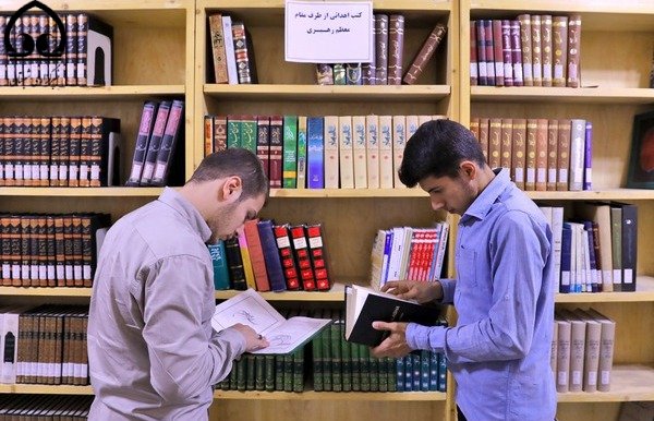 کتابداران به کمک ساماندهی کتابخانه های مساجد بیایند 