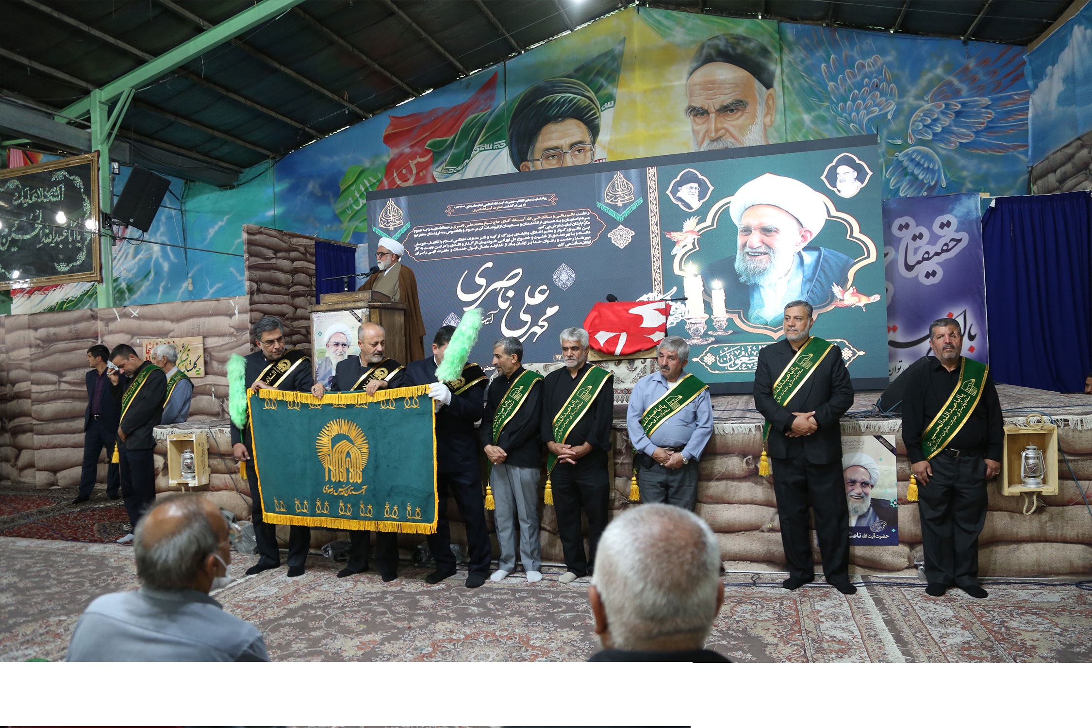 خادمیاران رضوی اصفهان به مقام شامخ آیت الله ناصری ادای احترام کردند