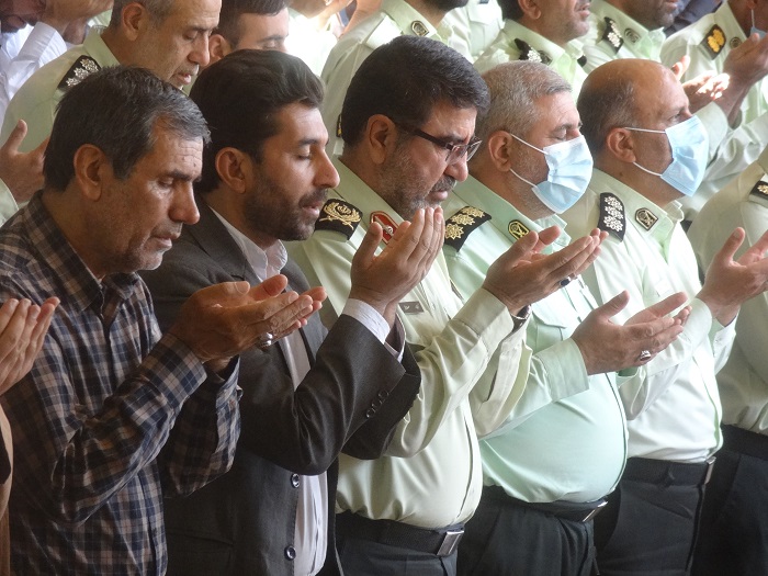 زیبایی های نماز جمعه یاسوج به همراه آئین عمامه گذاری