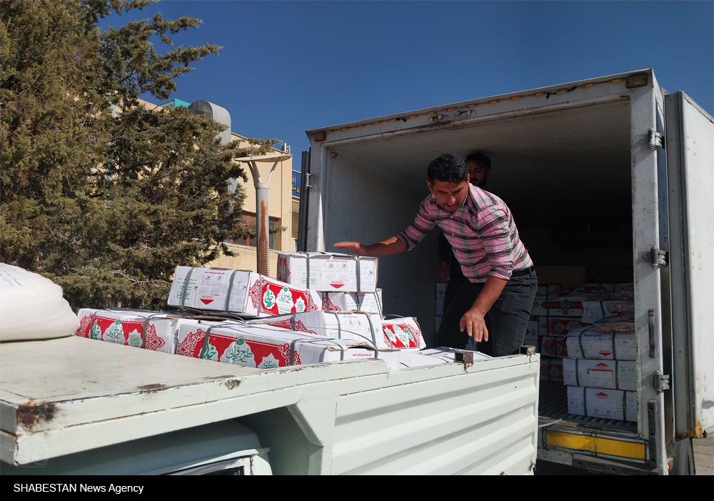 توزیع ۳۲ بسته گوشت قربانی توسط کانون «آفتاب هشتم» لردگان بین محرومان  