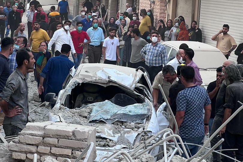 جانباختن یک شهروند آبادانی در حادثه ریزش بخش عظیمی از ساختمان متروپل