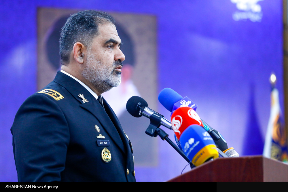 نیروی دریایی متمرکز بر اقتصاد اقیانوسی و تأمین امنیت کامل دریانوردان است