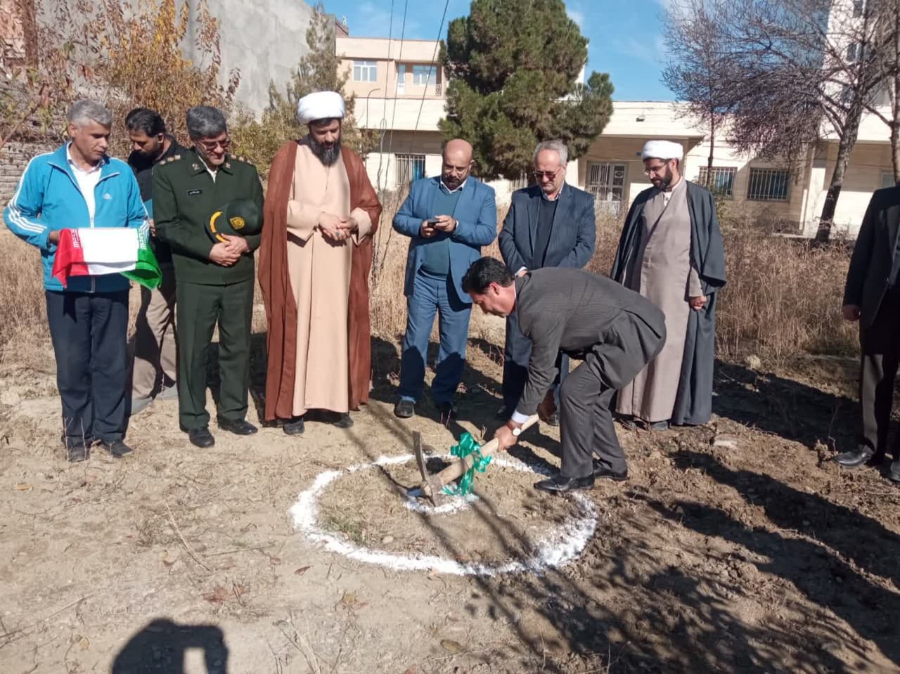 آیین کلنگ زنی ۵ طرح بهداشتی و درمانی در شیروان