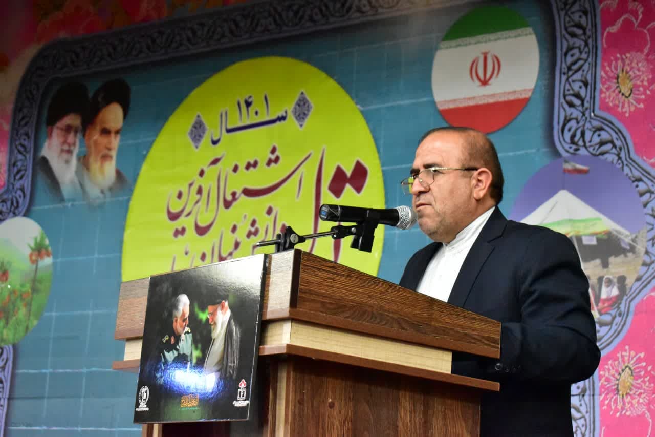 دانش آموزان امروز به دینداری و خدا دانی نیاز بیشتری دارند