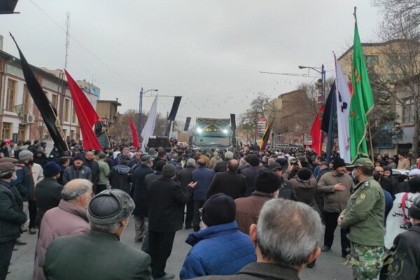 دشمن بداند که  ملت  ایران حافظ آرمان‌های شهداست 