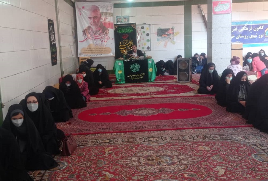 اقامه عزای فاطمی در کانون فرهنگی هنری «نور نبوی» روستای خوی