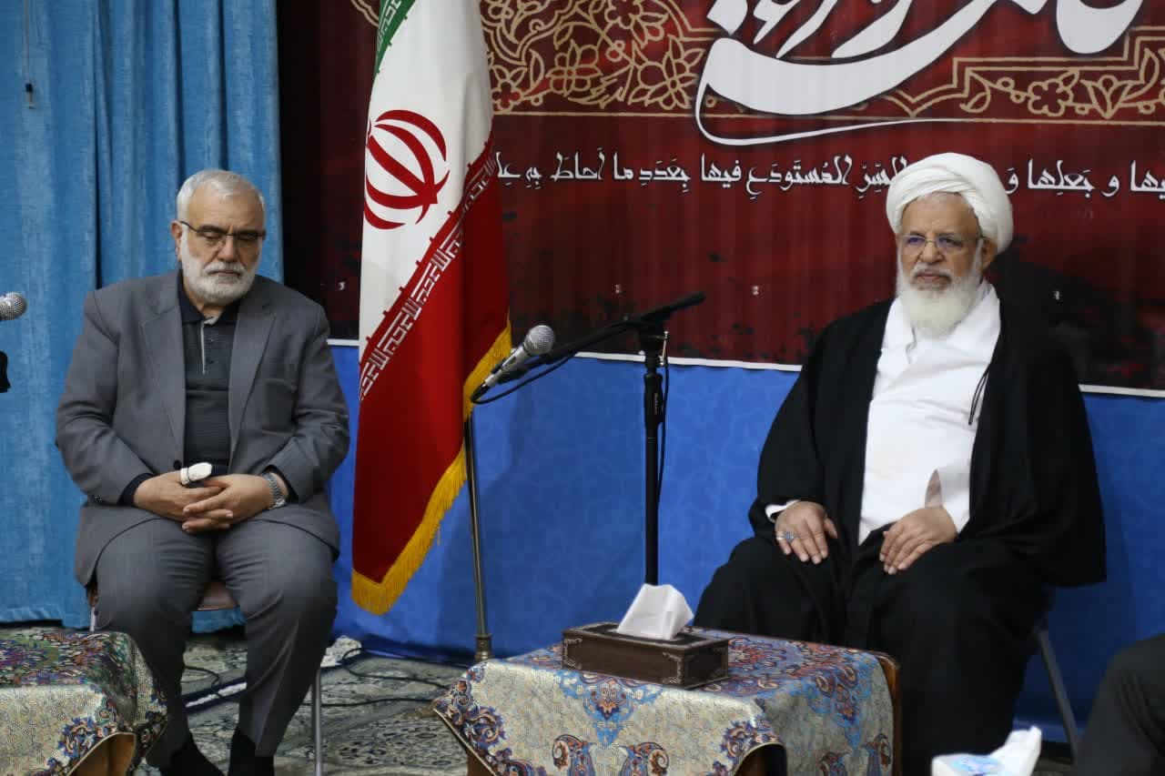 صنعت پوشاک می تواند ناجی اقتصاد خانواده‌ها باشد/ لزوم رسیدگی به طبقه متوسط جامعه  