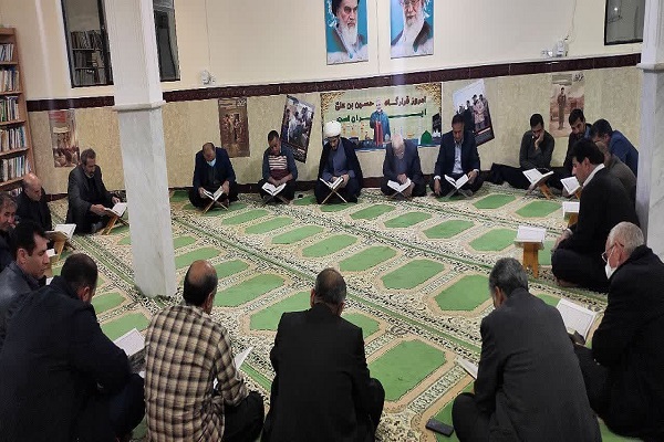 برگزاری محفل انس با قرآن کریم در مسجد حضرت ابوالفضل العباس(ع) سرپل ذهاب