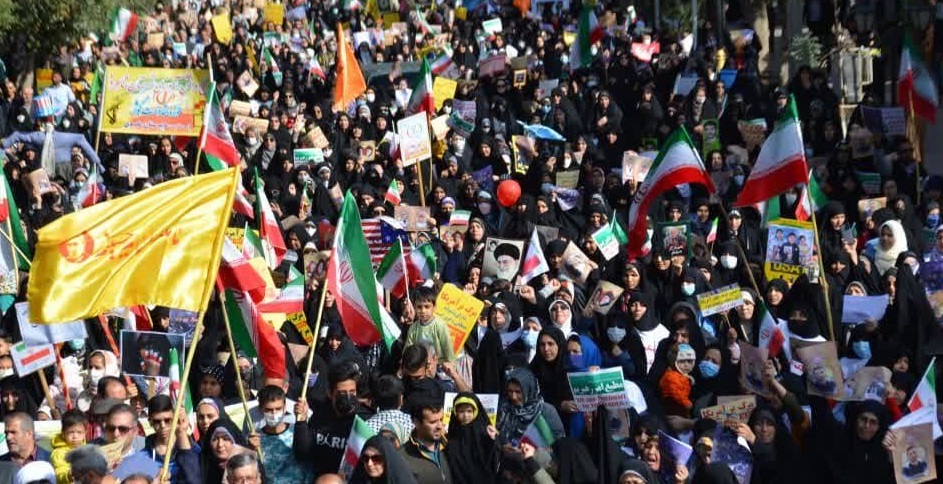  مردم انقلابی ایران در محکومیت دخالت دولت‌های غربی راهپیمایی کردند 