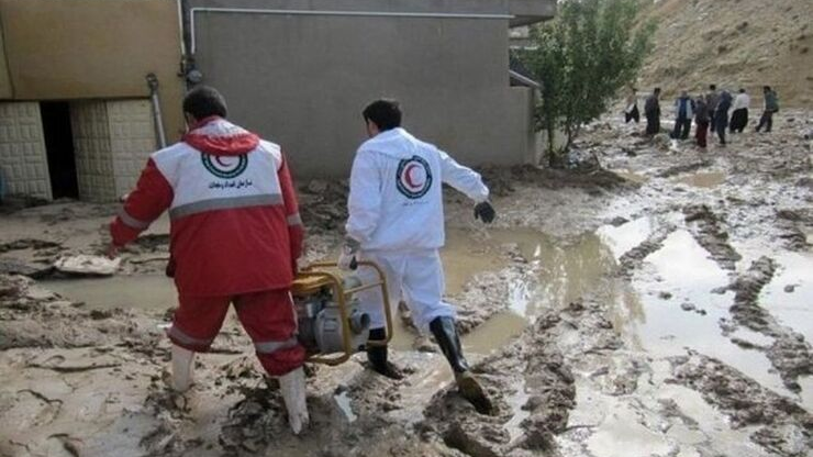 ریزش ۱۲ منزل مسکونی در استان/ امدادرسانی هلال احمر به بیش از ۱۱۰ خانوار متاثر از بارندگی ها  