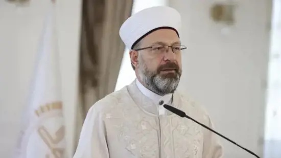 قرآن کریم در ۹۰ هزار مسجد ترکیه تلاوت شد