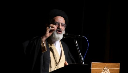  رسالت اول شعر انعکاس رنج ها و تلخکامی های جامعه است