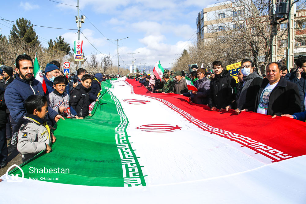 پیام تقدیر نماینده ولی‌فقیه و استاندار گیلان از حضور باشکوه مردم در راهپیمایی ۲۲ بهمن 